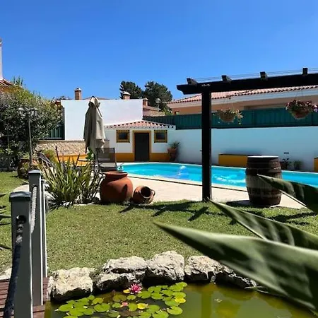 Cafofos Da Zeta, Cozy Pool House شاليه *