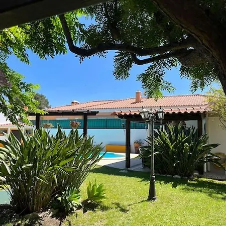 Cafofos Da Zeta, Cozy Pool House * Quinta do Conde