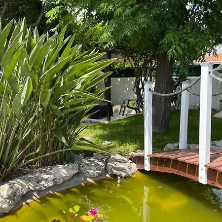 Cafofos Da Zeta, Cozy Pool House شاليه Quinta do Conde