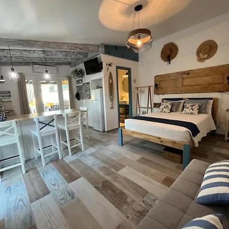 Cafofos Da Zeta, Cozy Pool House * Quinta do Conde