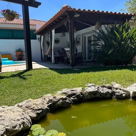 شاليه Cafofos Da Zeta, Cozy Pool House *